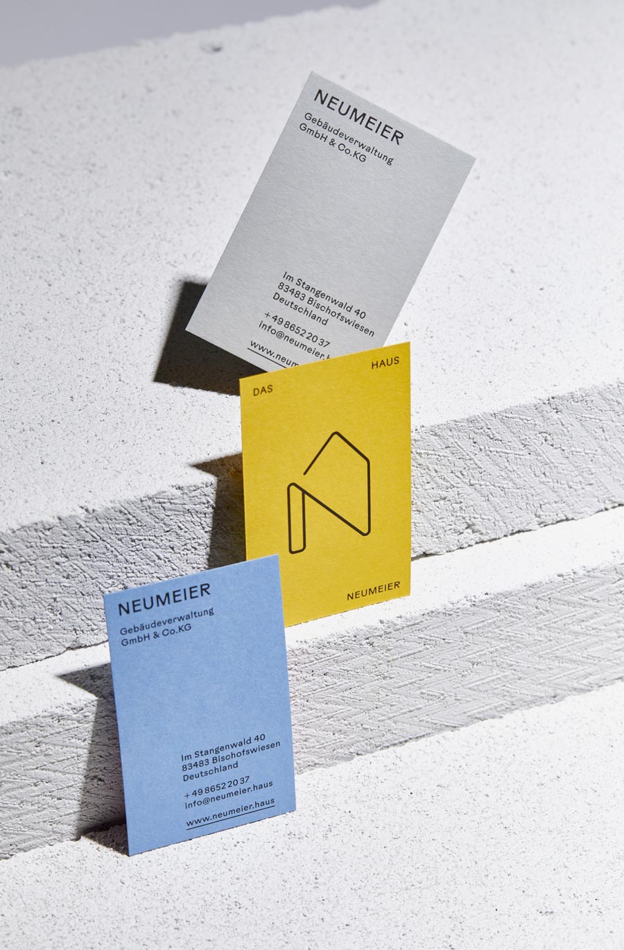 KAPELARI.studio die werbeagentur aus Innsbruck. Unsere Leistung: grafikdesign, logodesign, branding, markenbildung, strategie, programmierung. Neumeier Haus